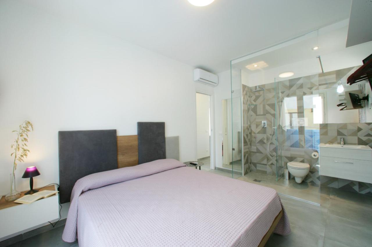 Itaca E Medea - Appartamenti Con Idromassaggio In Terrazza San Vito Lo Capo Exteriör bild